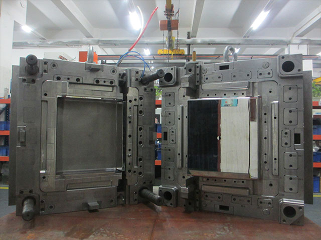 mold consumer electronics 05